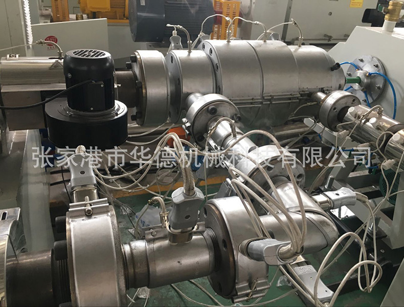 PPR兩層三層復合硅芯塑料管材生產(chǎn)線