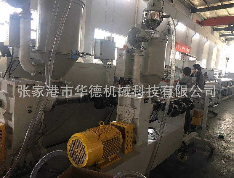 PPR兩層三層復合硅芯塑料管材生產(chǎn)線