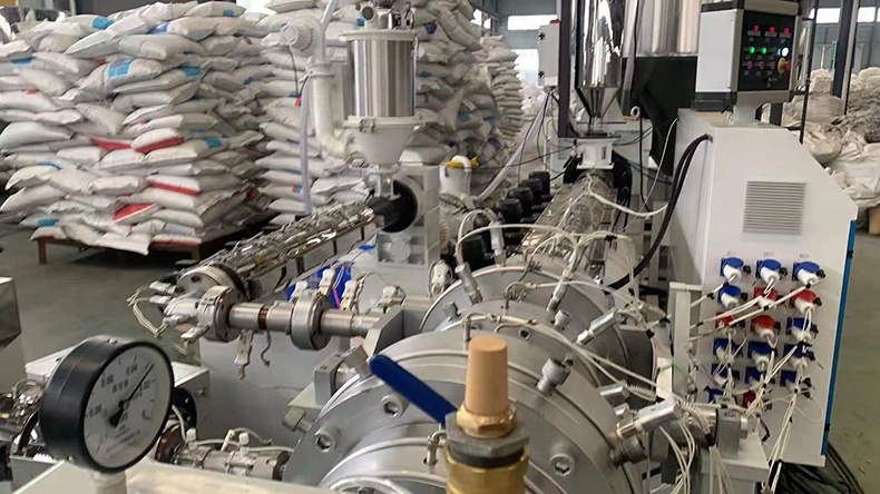 110-250-315HDPEMPP給水電力管兩層三層共擠復合管材生產(chǎn)線 制管機器