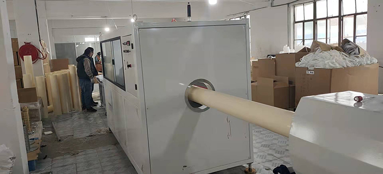 ABSPEPP薄膜卷芯管擠出機(jī) 太陽光伏膜管材擠出機(jī)設(shè)備 張家港塑料管材生產(chǎn)設(shè)備